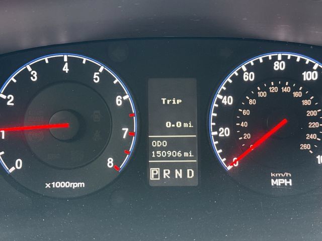 Used 2009 Hyundai Azera Limited w/ Ultimate Pkg 3 FWD image 16