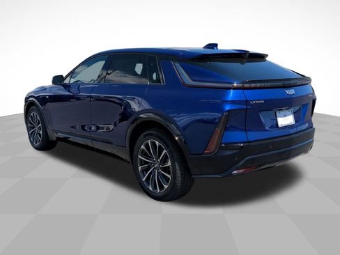 New 2025 Cadillac Lyriq Sport image 7