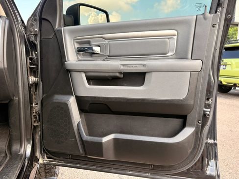 Used 2018 RAM 1500 Big Horn AWD/4WD image 11