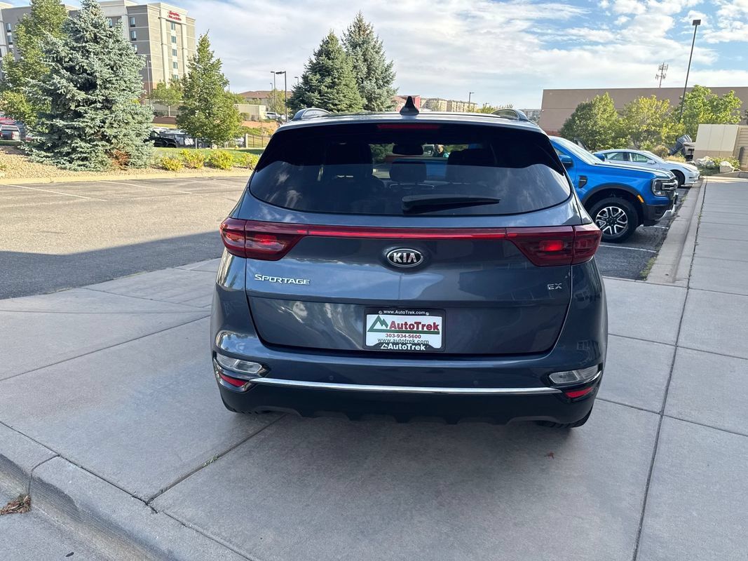 Used 2020 Kia Sportage EX w/ EX Technology Package AWD/4WD image 9