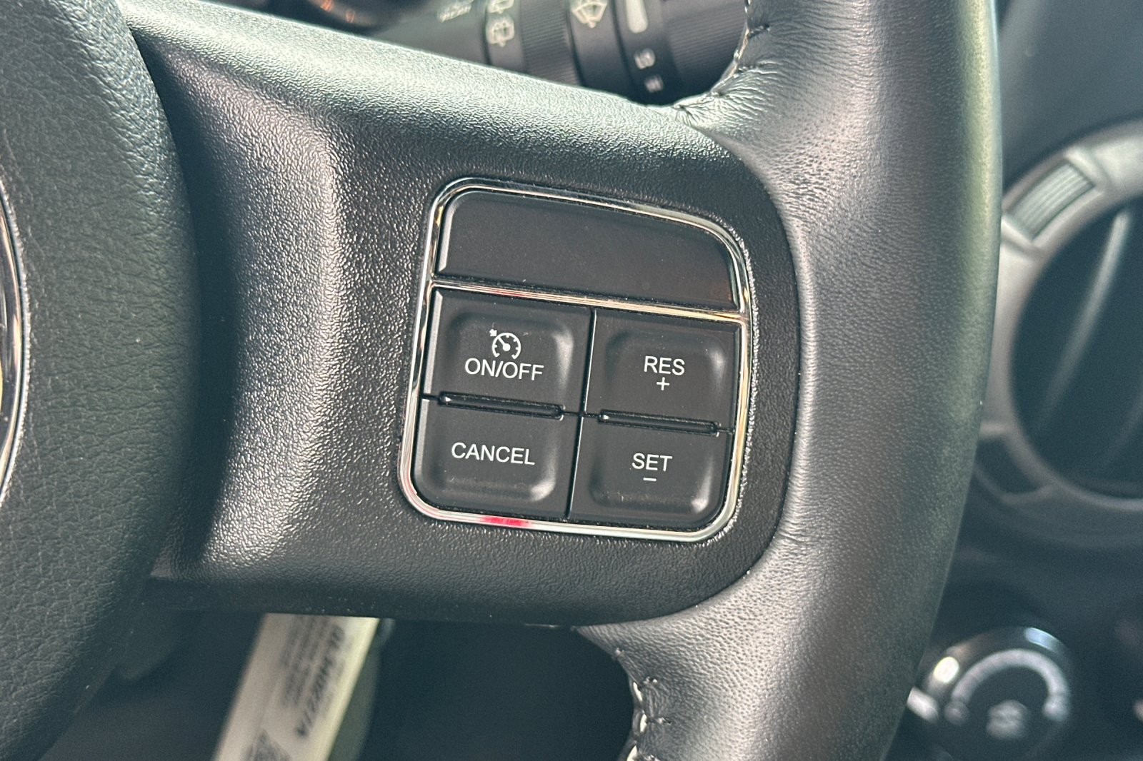 Used 2016 Jeep Wrangler Sport AWD/4WD image 33