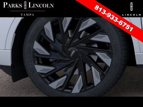 New 2026 Lincoln Nautilus Black Label w/ Jet Appearance Package AWD/4WD image 19