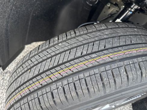 New 2026 Nissan Kicks S image 28