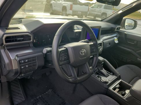 Used 2025 Toyota Tacoma SR5 image 17
