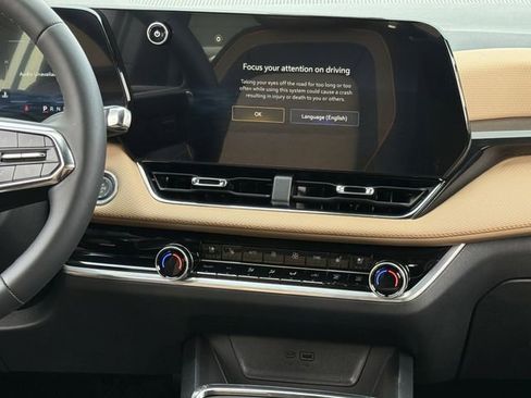 New 2026 Chevrolet Equinox ACTIV w/ Convenience Package III image 16