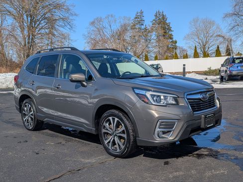 Used 2020 Subaru Forester Limited image 2