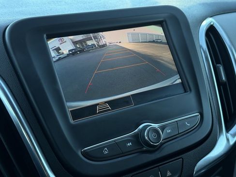 Used 2023 Chevrolet Equinox LS w/ Driver Confidence II Package image 30