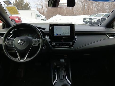Used 2024 Toyota Corolla SE w/ SE Premium Package image 15