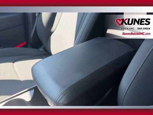 Used 2026 Kia Sportage LX FWD image 31