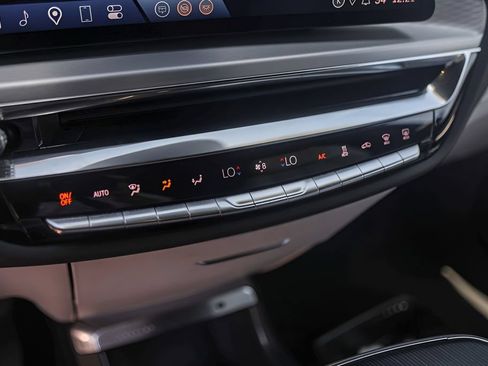 Used 2024 Cadillac Lyriq Sport RWD image 16