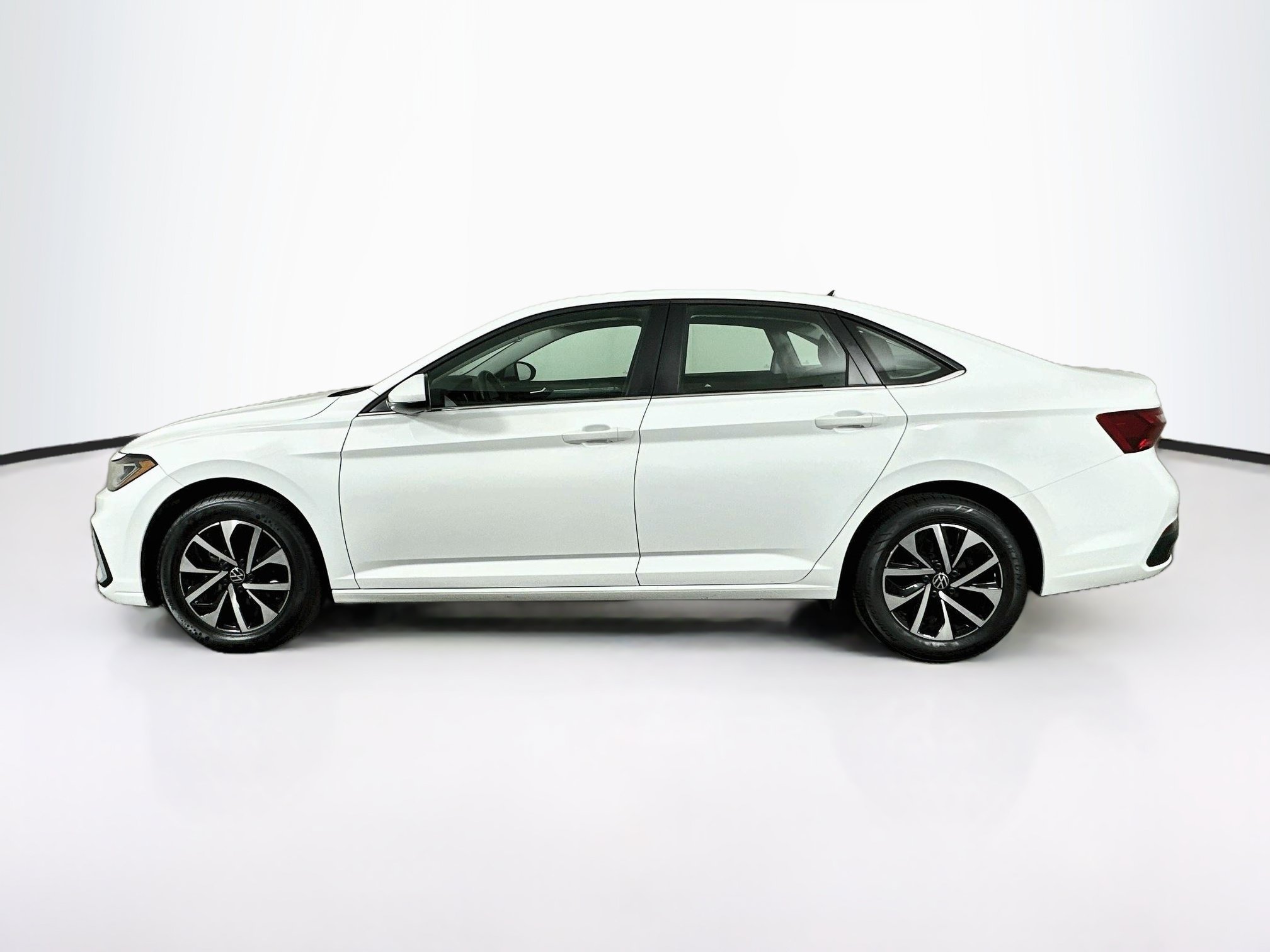 Used 2025 Volkswagen Jetta S FWD image 4