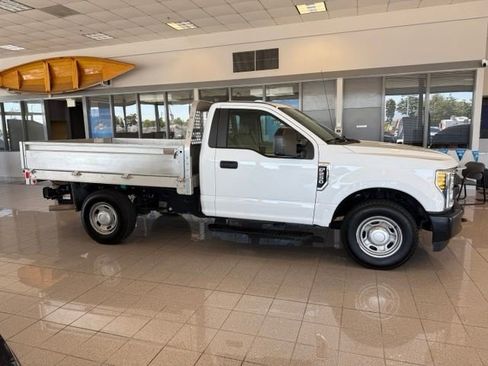 Used 2019 Ford F250 XL RWD image 2
