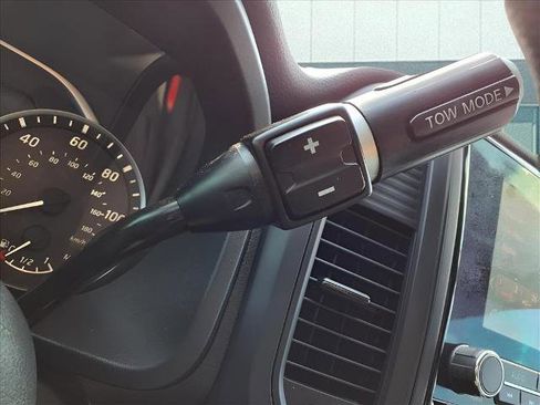 Certified 2020 Nissan Titan S w/ S Utility Package image 27