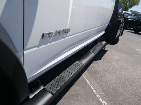 Used 2024 RAM 5500 SLT w/ Quick Order Package 2YG SLT AWD/4WD image 13
