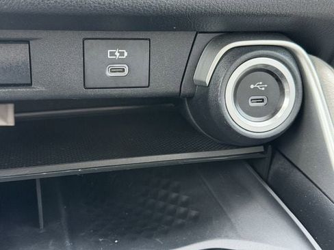 Used 2024 Toyota Grand Highlander AWD image 21