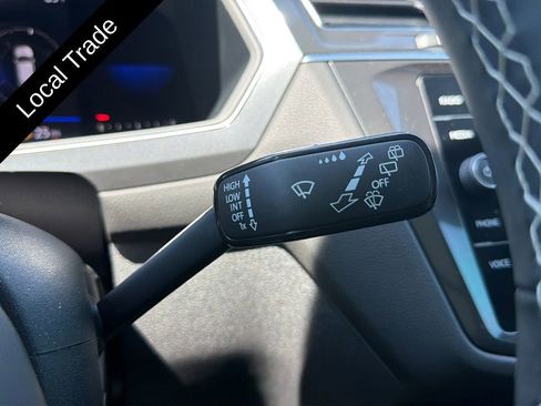 Used 2022 Volkswagen Tiguan SE FWD image 37