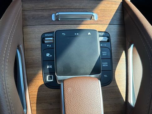 Certified 2025 Mercedes-Benz GLE 350 4MATIC image 25