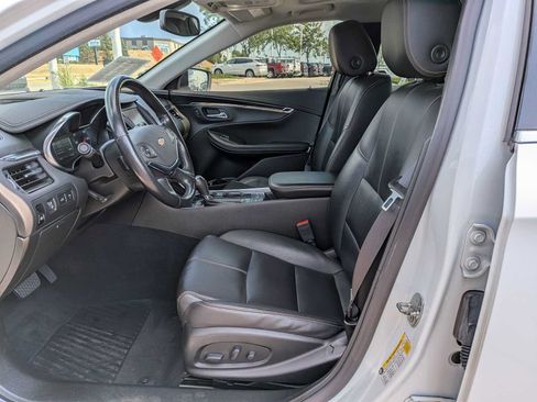 Used 2018 Chevrolet Impala LT w/ Sunroof and Spoiler Package FWD image 15