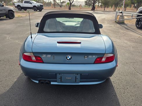 Used 2001 BMW Z3 2.5i RWD image 4