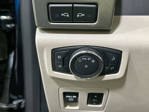 Used 2019 Ford F150 Limited w/ Trailer Tow Package image 17