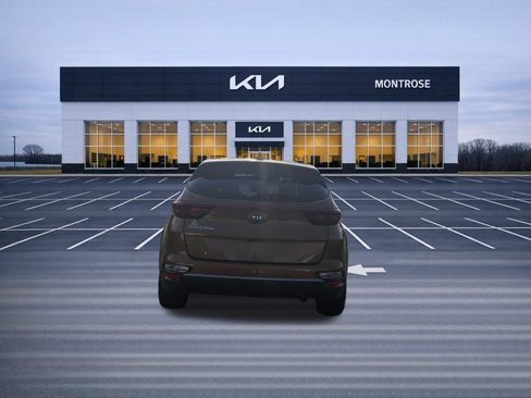 Used 2020 Kia Sportage LX AWD/4WD image 6