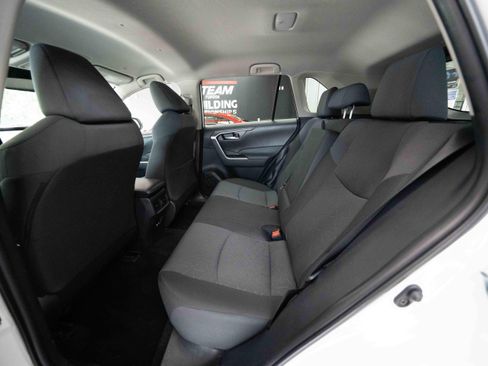Used 2025 Toyota RAV4 XLE AWD/4WD image 23