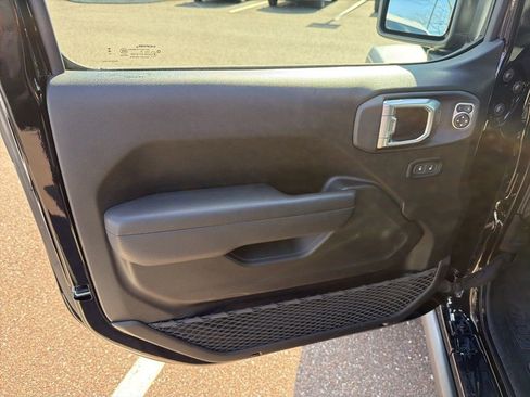 Certified 2025 Jeep Wrangler Unlimited Sport S 4xe image 6