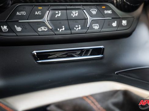 Used 2019 Chevrolet Corvette ZR1 RWD image 17