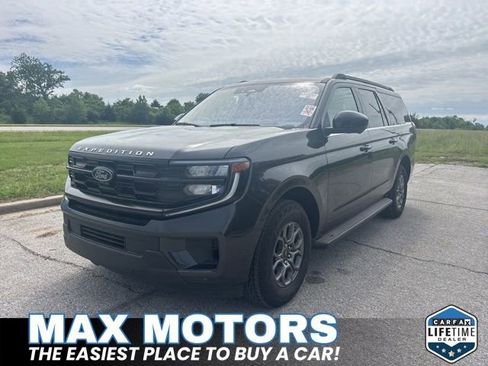 Used 2025 Ford Expedition Max Active RWD image 4