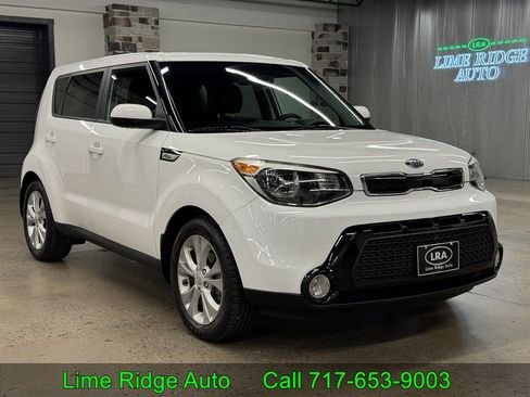 Used 2016 Kia Soul + w/ Audio Package FWD image 1