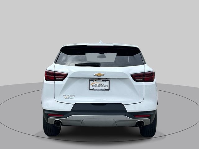 Used 2025 Chevrolet Blazer LT FWD image 5