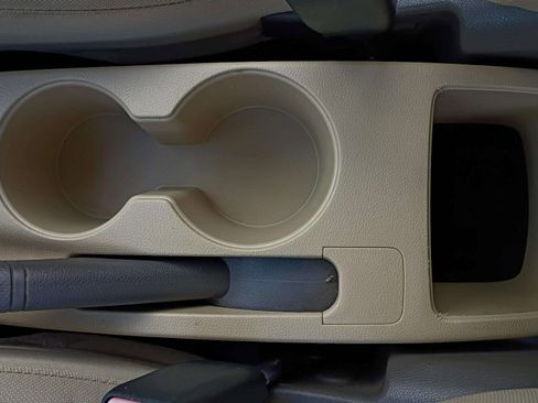 Used 2012 Hyundai Accent GLS image 29