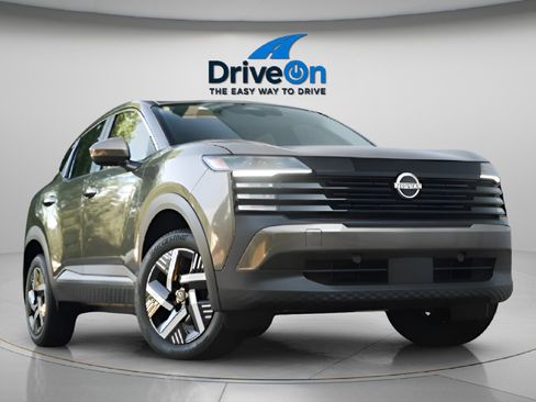 Used 2025 Nissan Kicks SV image 11