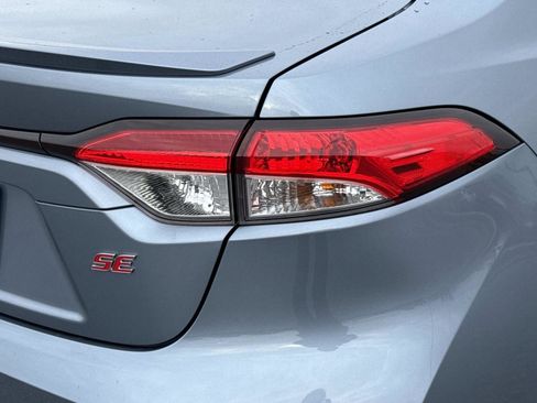 Used 2021 Toyota Corolla SE image 23