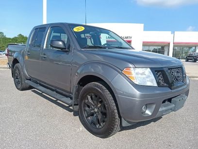 Used 2021 Nissan Frontier SV w/ Midnight Edition Floor Mats