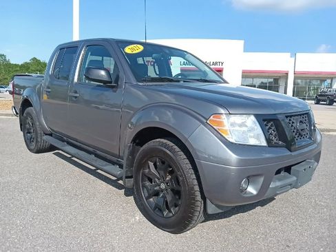 Used 2021 Nissan Frontier SV w/ Midnight Edition Floor Mats AWD/4WD image 1