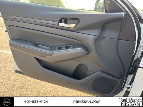 New 2025 Nissan Altima 2.5 SV w/ SV Special Edition Package image 21