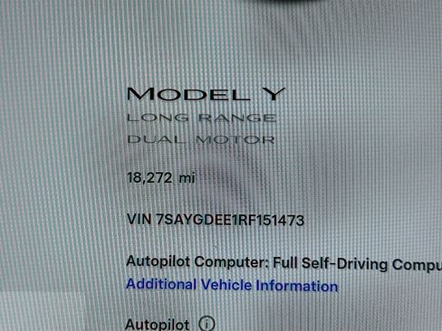 Used 2024 Tesla Model Y Long Range AWD/4WD image 18