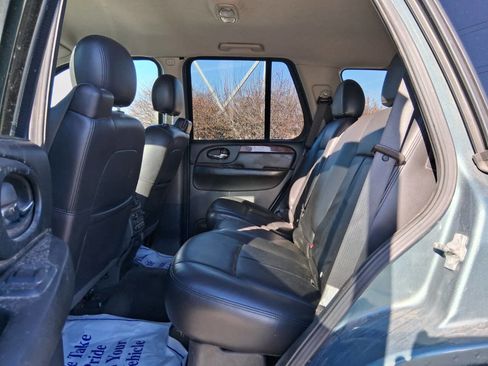 Used 2009 GMC Envoy SLT image 10