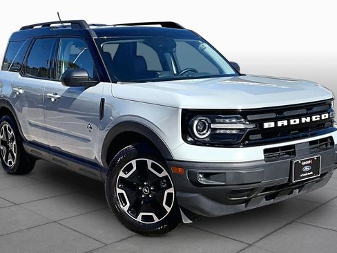 Used 2021 Ford Bronco Sport Outer Banks AWD/4WD image 3