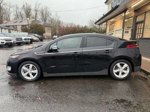 Used 2014 Chevrolet Volt FWD image 4