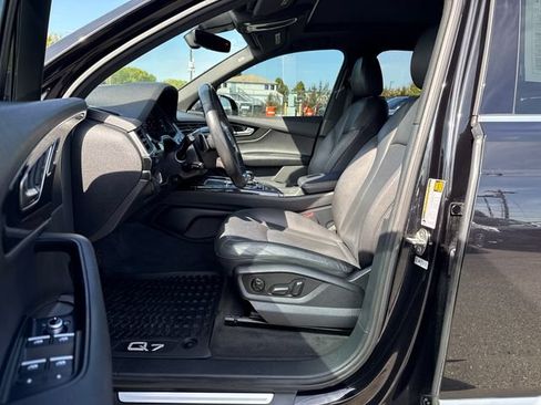Used 2017 Audi Q7 3.0T Premium Plus w/ Premium Plus Package AWD/4WD image 15
