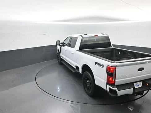 New 2026 Ford F250 Lariat w/ Black Appearance Package AWD/4WD image 28