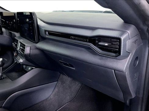 Used 2024 Ford Mustang Coupe image 21