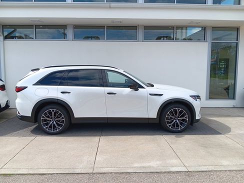 Certified 2025 MAZDA CX-70 Plug-In Hybrid w/ Premium Plus image 4