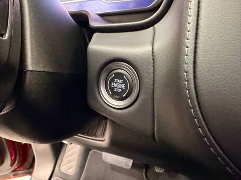 Used 2024 Chevrolet Suburban Z71 w/ Off-Road Capability Package image 15