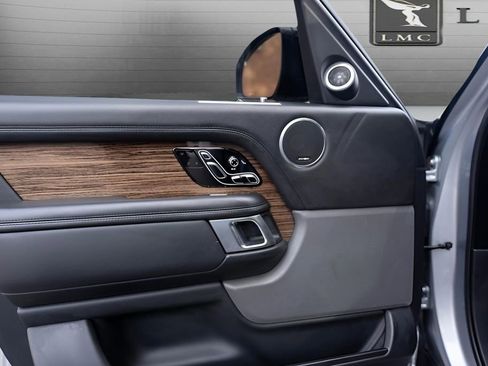 Used 2020 Land Rover Range Rover HSE image 35