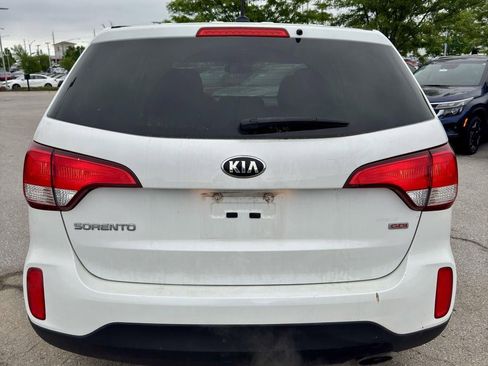 Used 2015 Kia Sorento LX FWD image 4