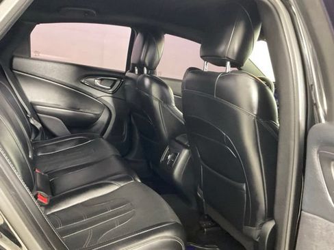Used 2016 Chrysler 200 S w/ Navigation & Sound Group I FWD image 17