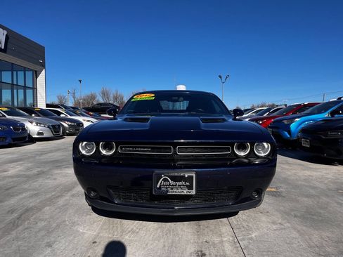 Used 2017 Dodge Challenger SXT w/ Sound Group image 5